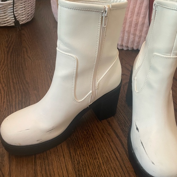 Urban outfitters white platform boot - Picture 4 of 4
